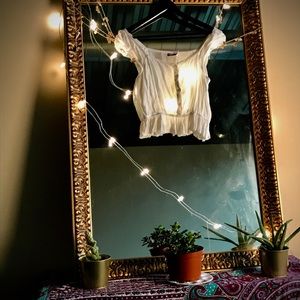 Crop white button shirt